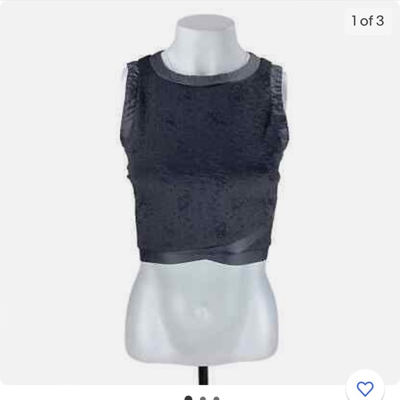 Guess size M crop top - Picture 4 of 6